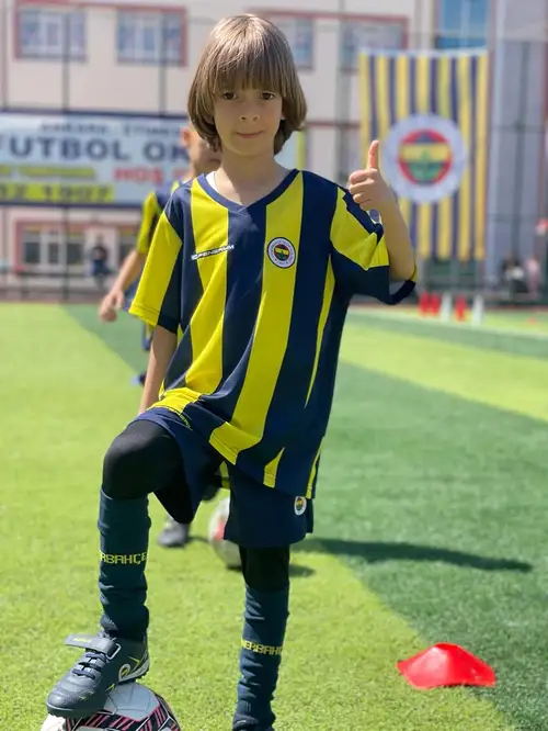 Fenerbahçe Futbol Okulu - Etimesgut - 1. Fotoğraf Fenerbahçe Futbol Okulu - Etimesgut - 1. Fotoğraf
