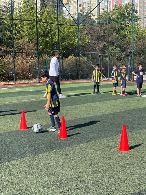 Fenerbahçe Futbol Okulu - Etimesgut