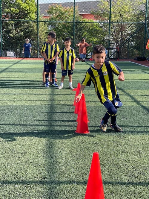 Fenerbahçe Futbol Okulu - Etimesgut - 4. Fotoğraf