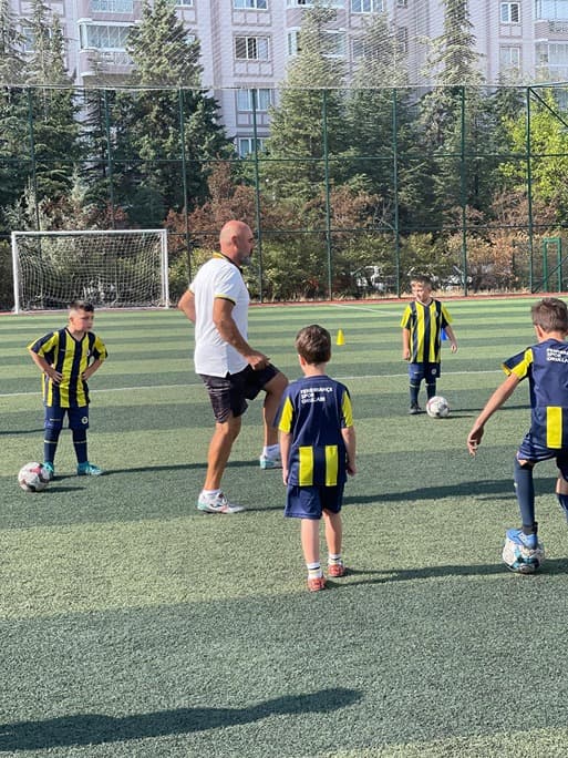 Fenerbahçe Futbol Okulu - Etimesgut