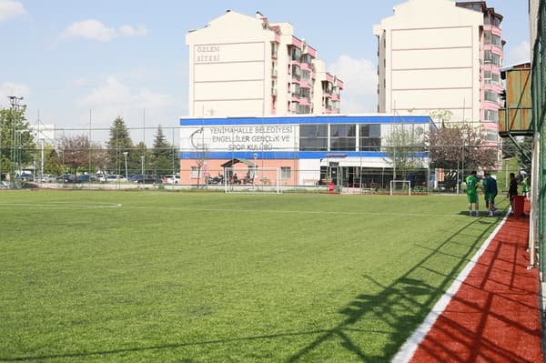 Aybesk Halı Saha - 2. Fotoğraf Aybesk Halı Saha - 2. Fotoğraf
