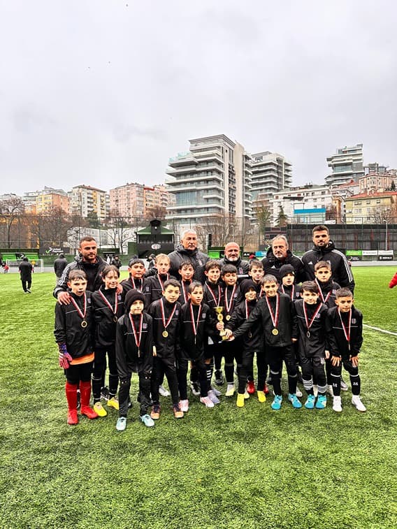 Beşiktaş Çayyolu Futbol Okulu - 5. Fotoğraf