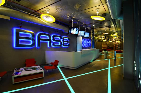 Base Life Club - 6. Fotoğraf