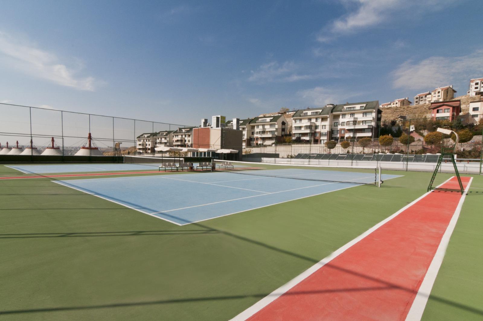 Base Life Club - 3. Fotoğraf