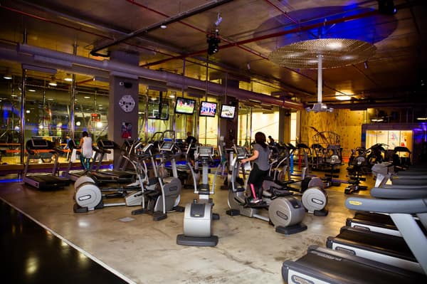 Base Life Club - 22. Fotoğraf Base Life Club - 22. Fotoğraf