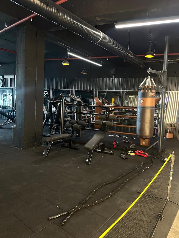 Gym Astra Spor Salonu - 12. Fotoğraf Gym Astra Spor Salonu - 12. Fotoğraf