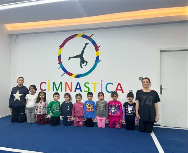 Cimnastica - 2. Fotoğraf Cimnastica - 2. Fotoğraf